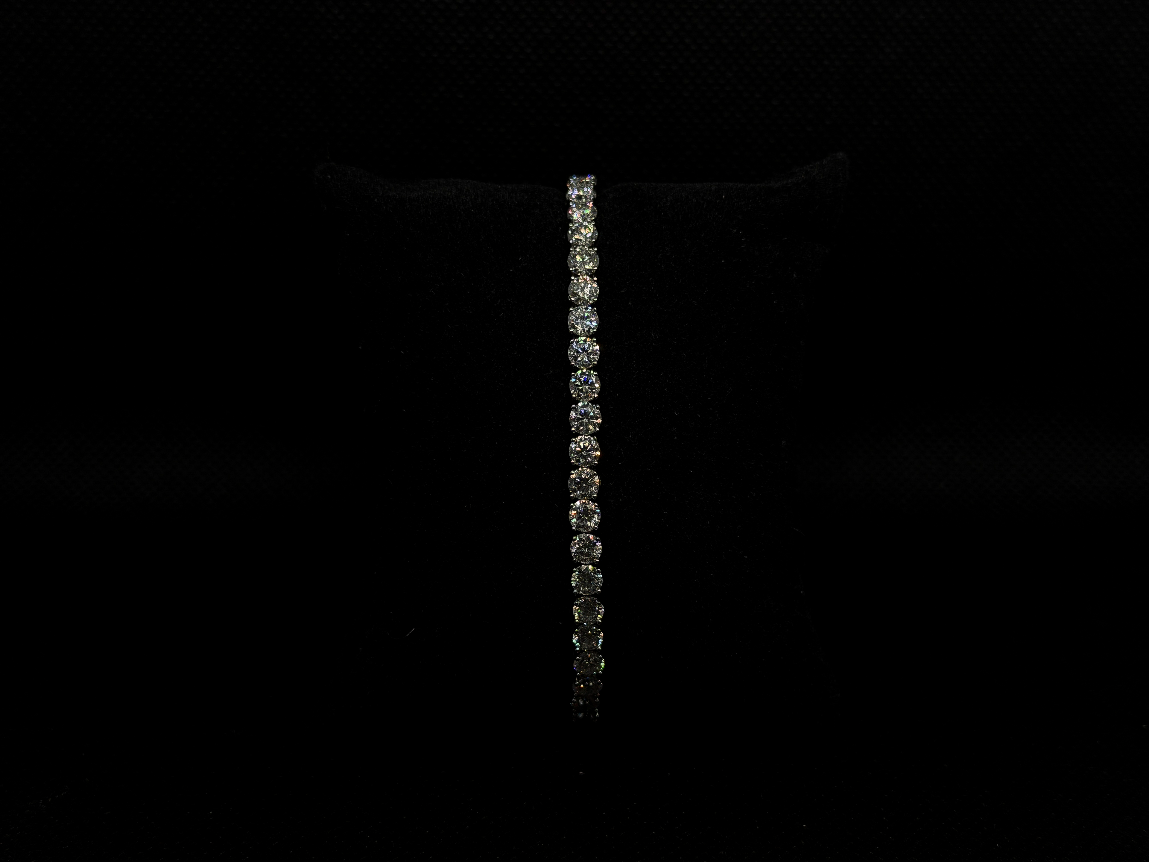 MOISSANITE TENNIS BRACELET